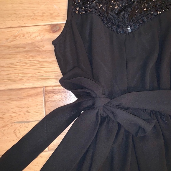 Black Lace Mini Dress - Picture 4 of 7